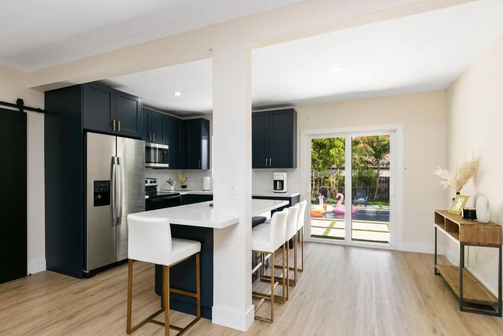 New Miami Home, Pool Near Airport And Beaches, King Bed エクステリア 写真