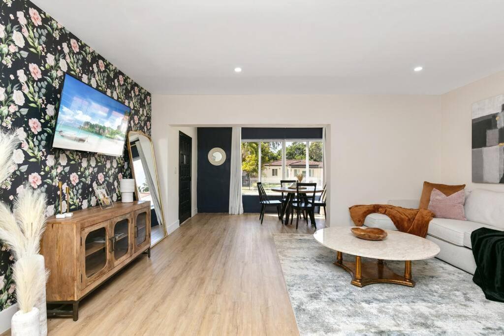 New Miami Home, Pool Near Airport And Beaches, King Bed エクステリア 写真