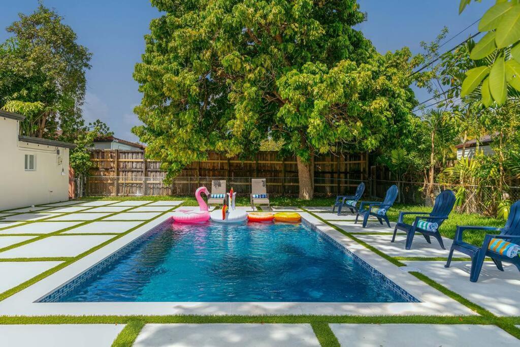 New Miami Home, Pool Near Airport And Beaches, King Bed エクステリア 写真